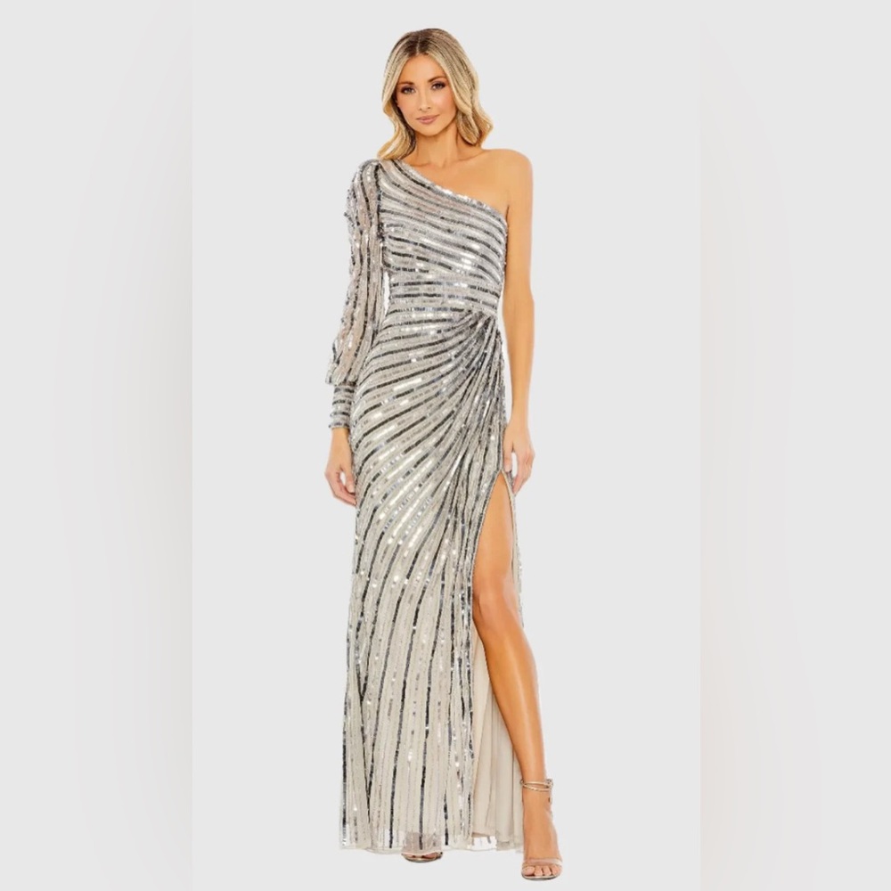 New Mac Duggal Silver One Shoulder Asymmetrical Sequin Gown (10793) - Size 8 - Picture 11 of 12